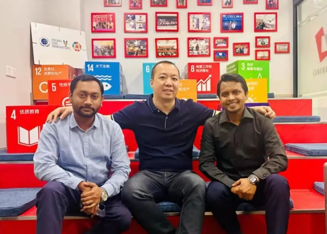 Two Colleagues from the Bangladeshi Team visited Shanghai Leverage