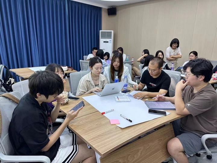 Leverage CEO 瞿伟锋受邀参加企业家ESG早茶活动,与海南地方企业携手共创绿色未来 Leverage CEO 瞿伟锋受邀参加企业家ESG早茶活动,与海南地方企业携手共创绿色未来