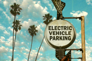 欧盟对华电动汽车反补贴税提前生效引发多方争议,中国车企应如何应对 欧盟对华电动汽车反补贴税提前生效引发多方争议,中国车企应如何应对