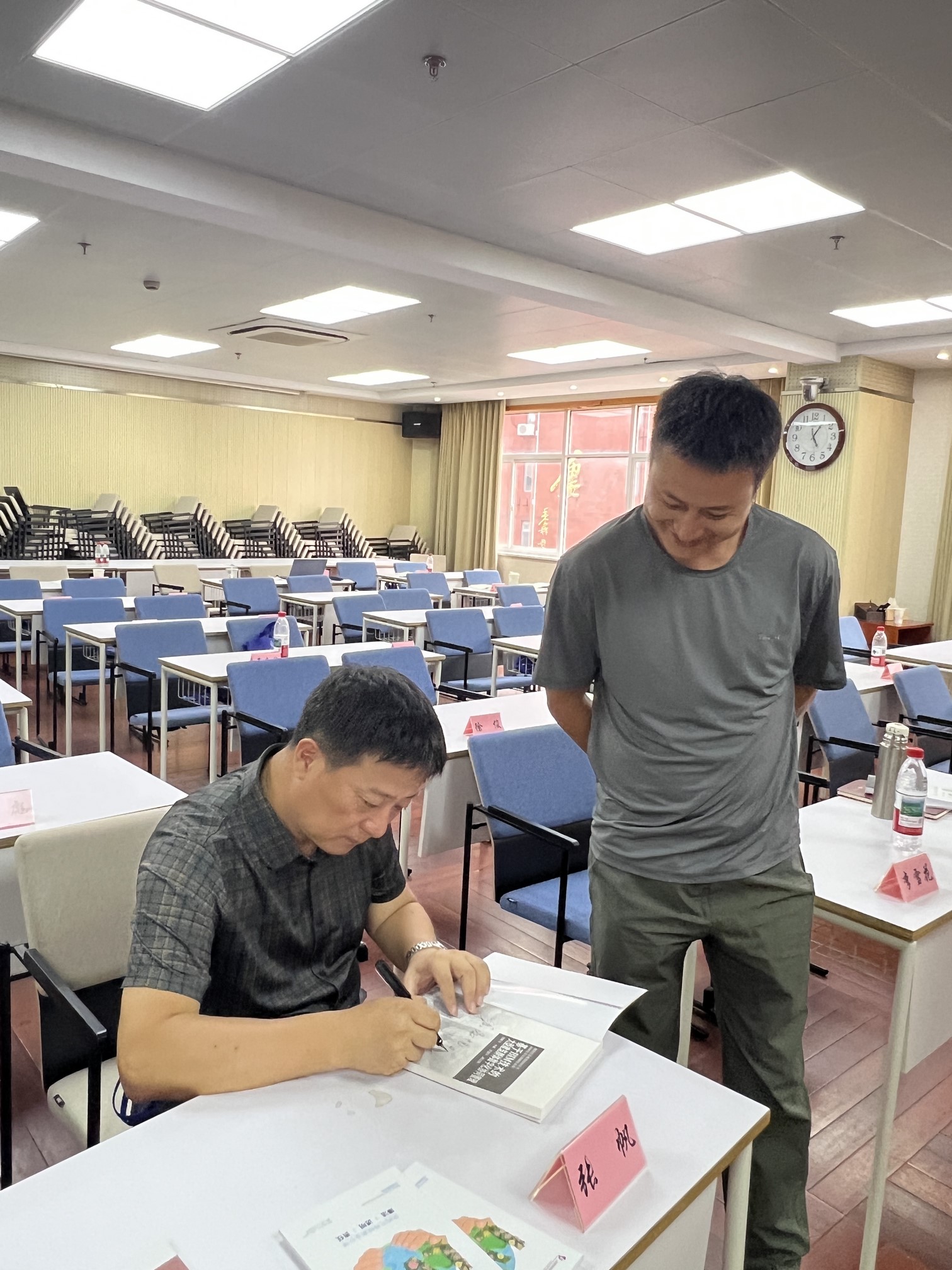 Leverage特聘碳专家张鹏飞教授为云南怒江州干部提供绿色低碳可持续发展专项课程 Leverage特聘碳专家张鹏飞教授为云南怒江州干部提供绿色低碳可持续发展专项课程